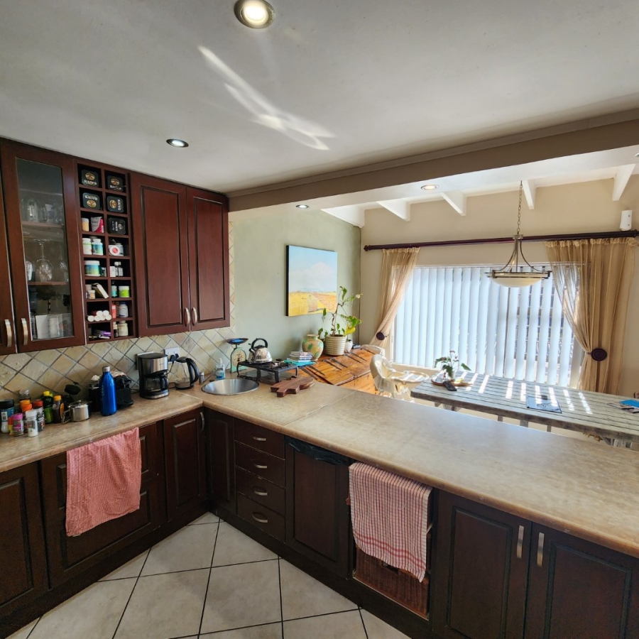 4 Bedroom Property for Sale in Dana Bay Western Cape